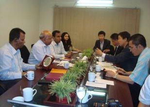 A DELEGATION FROM CHINA CENTER, 08 October 2013 5